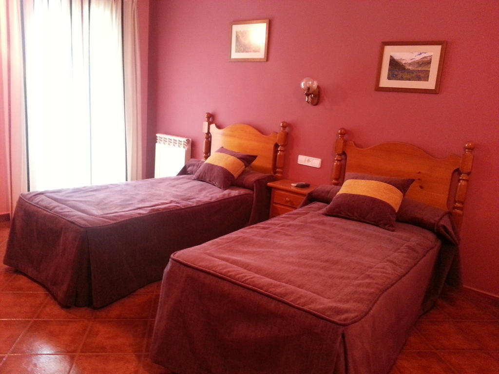 Hostal Panart Bielsa Szoba fotó