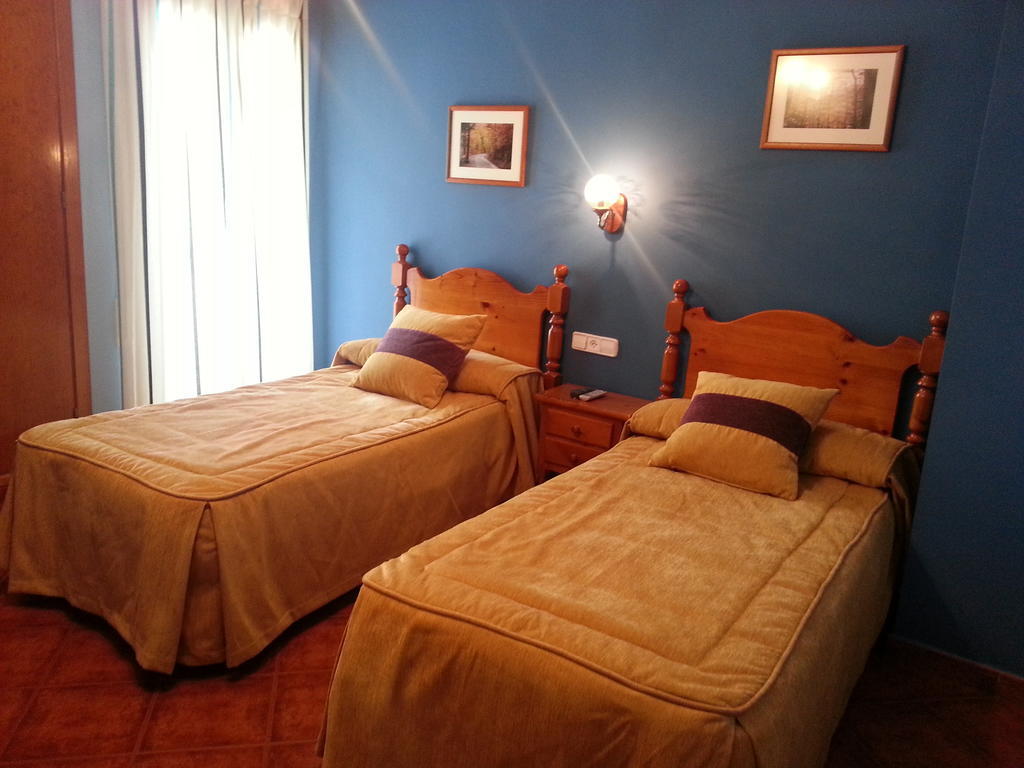 Hostal Panart Bielsa Szoba fotó
